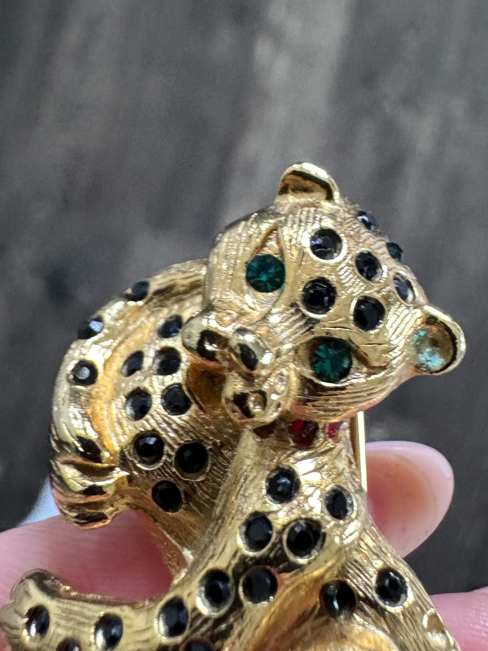 Vintage gold plated leopard brooch - Picture 3 of 4